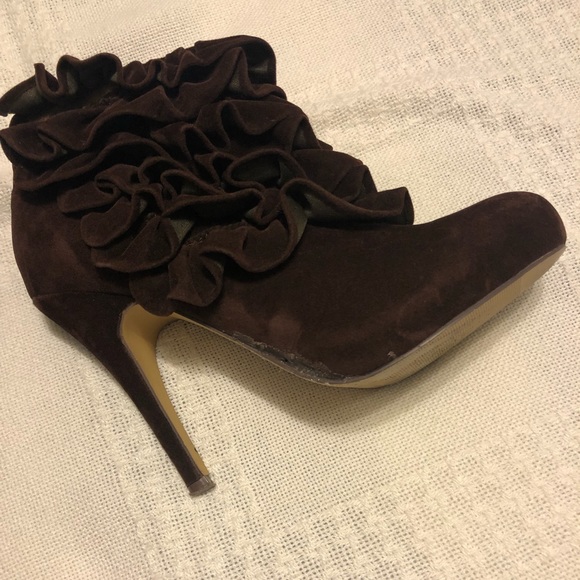 Women’s shoes - Picture 8 of 10